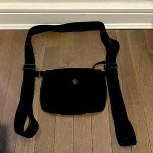 Lulu Lemon Athletica Yoga Mat Carrying Strap with Pocket